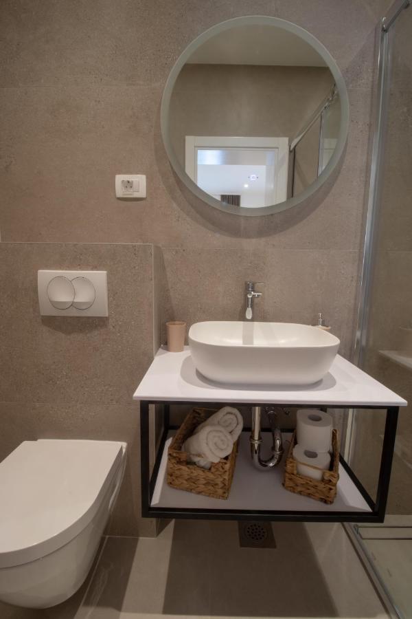 Kiwi Apartment